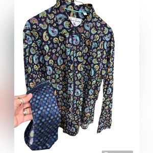 Robert Graham button down, paisley design w/ animals.  Size Large. Flip cuff.